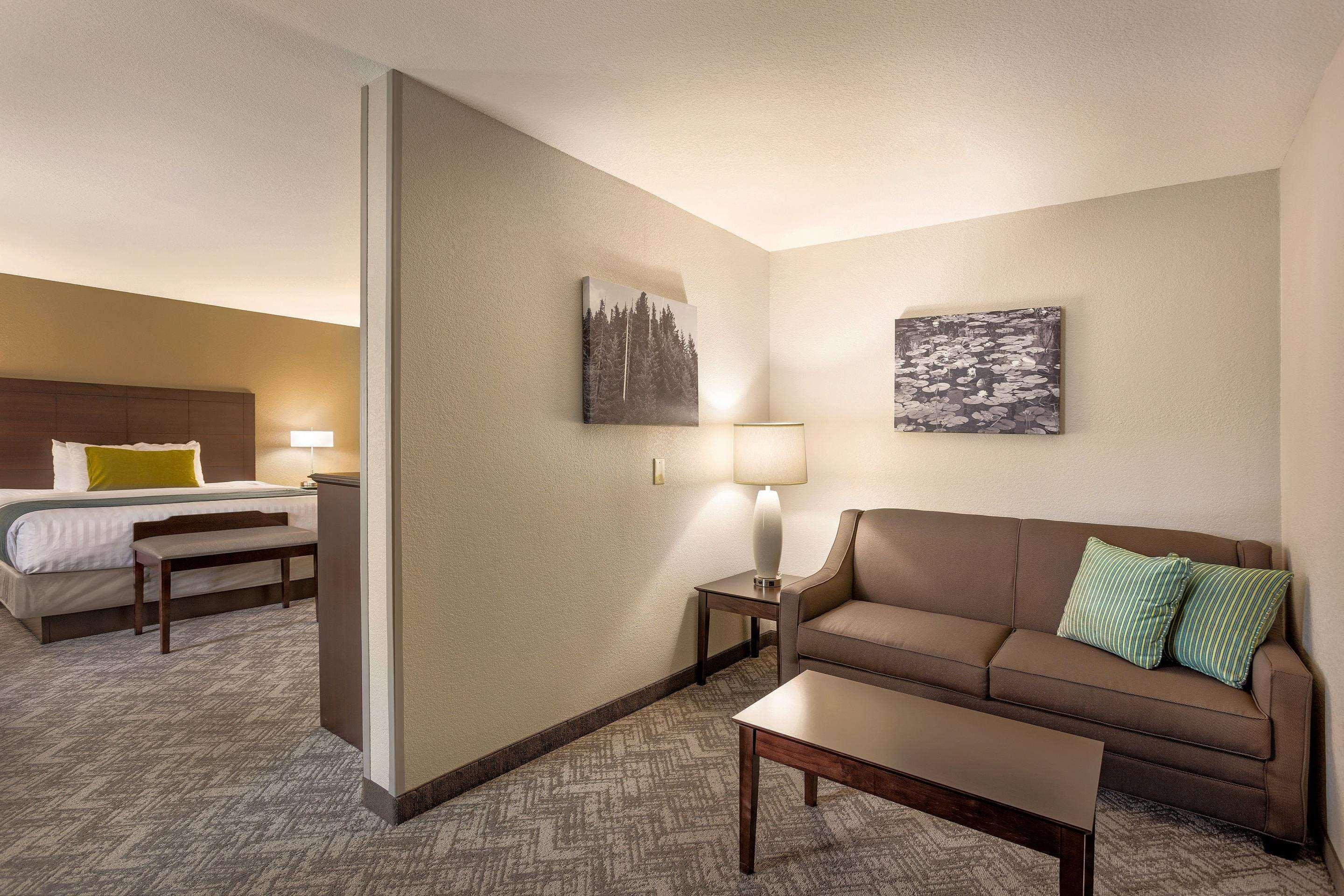 Comfort Inn & Suites Tualatin - Lake Oswego South Exterior photo